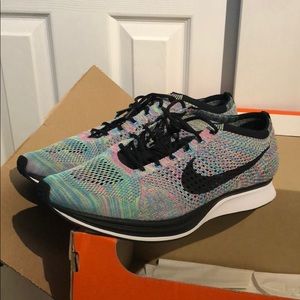 Nike Flyknit Racers